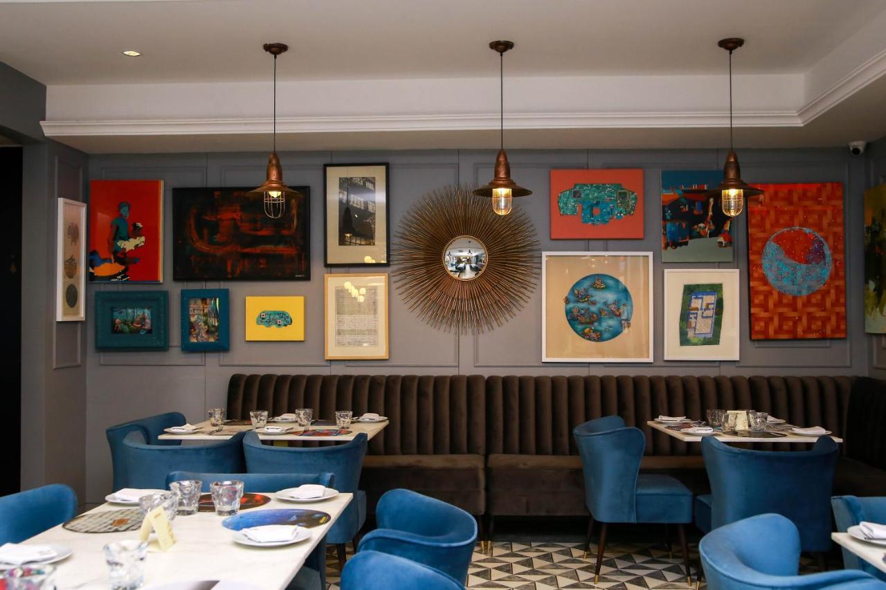 Ambiance Boutique Art Hotel Лахор Екстер'єр фото Interior of the restaurant