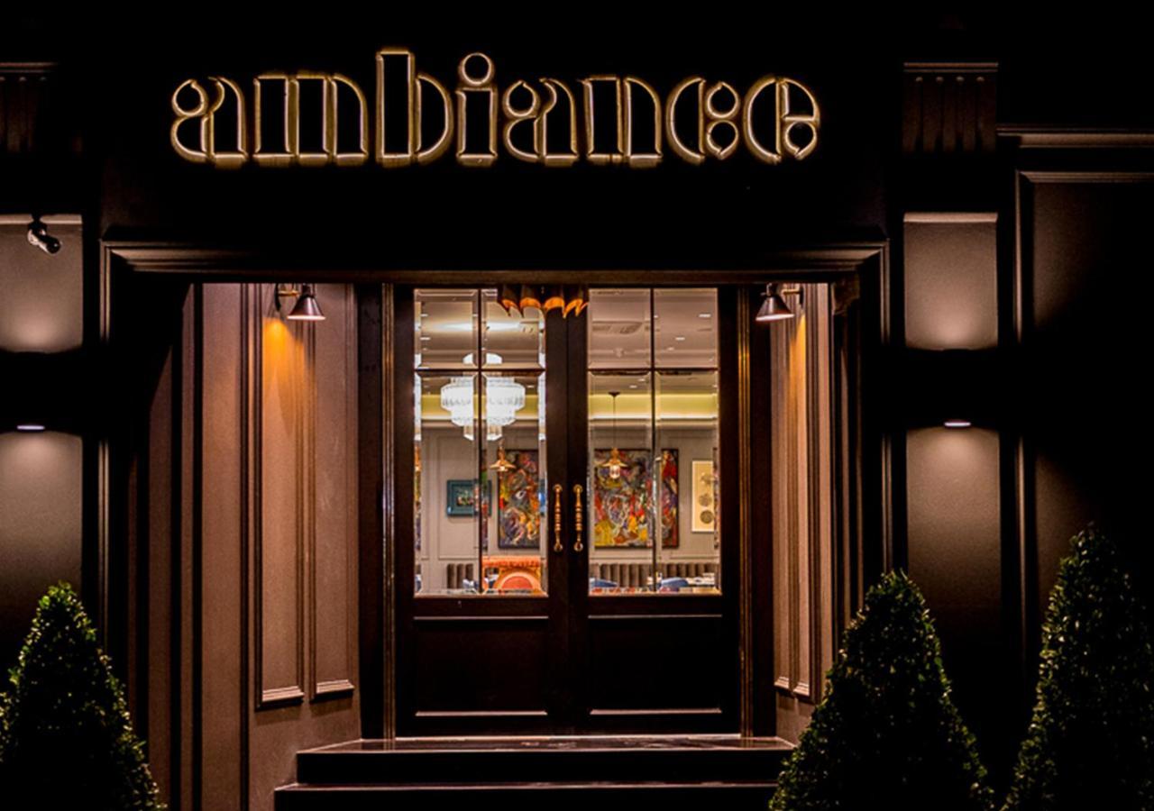 Ambiance Boutique Art Hotel Лахор Екстер'єр фото Entrance to the restaurant